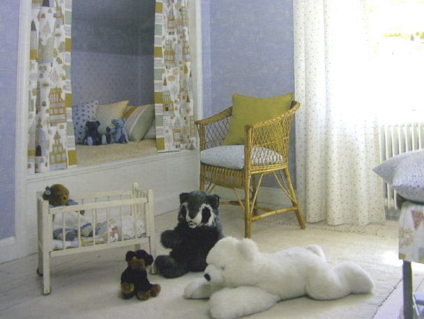 キッズインテリア スウェーデン製 輸入壁紙で子供部屋のリフォーム