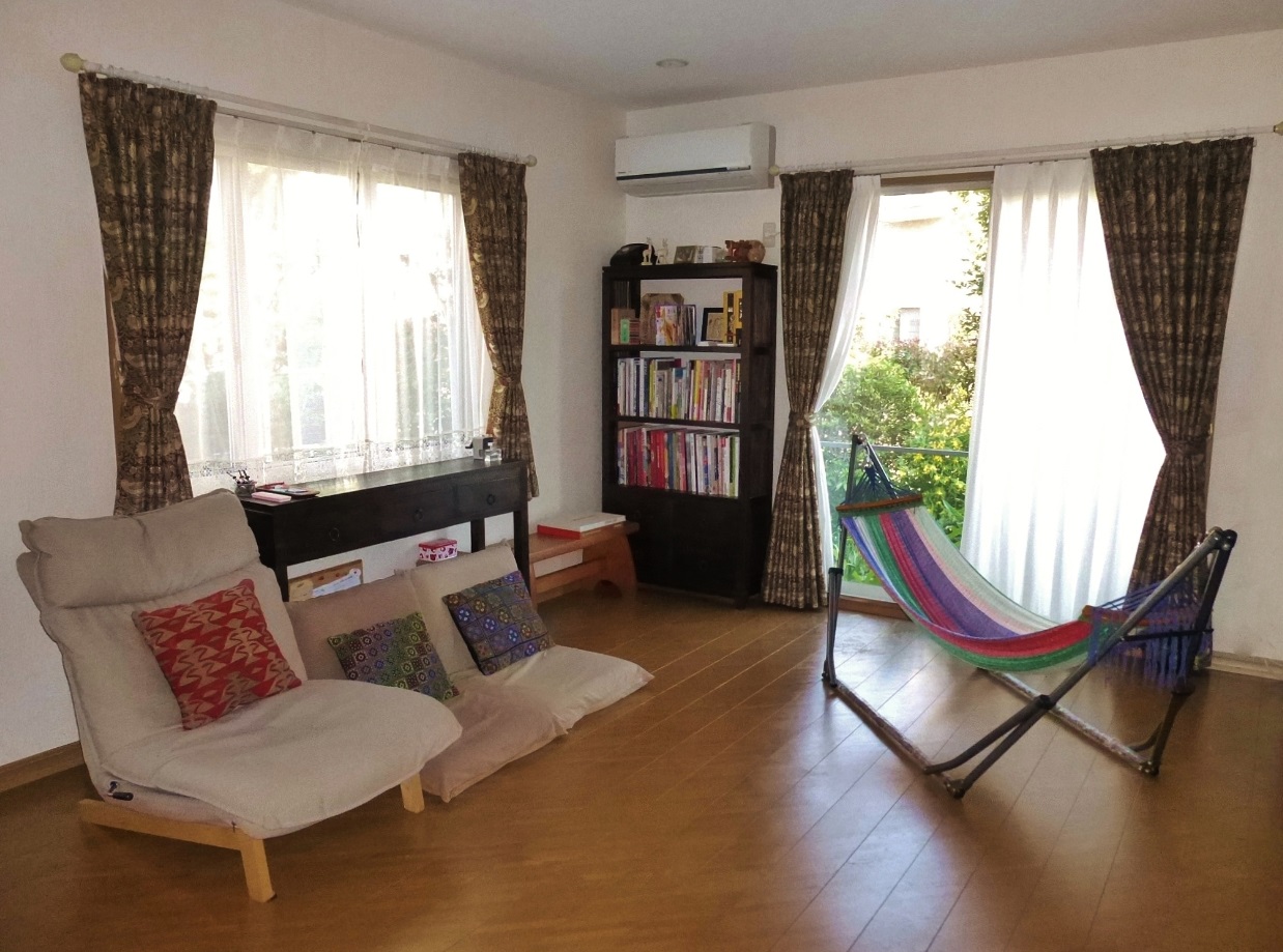 いちご泥棒　FF4503 カーテン