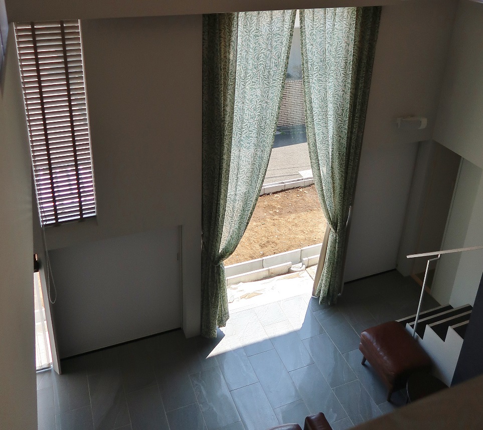 フロントレース ウィリアム・モリス