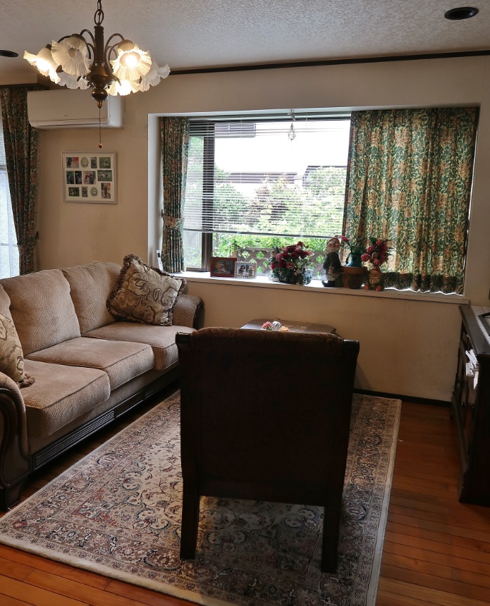 ハニーサックル　Honeysuckle　モリス　カーテン