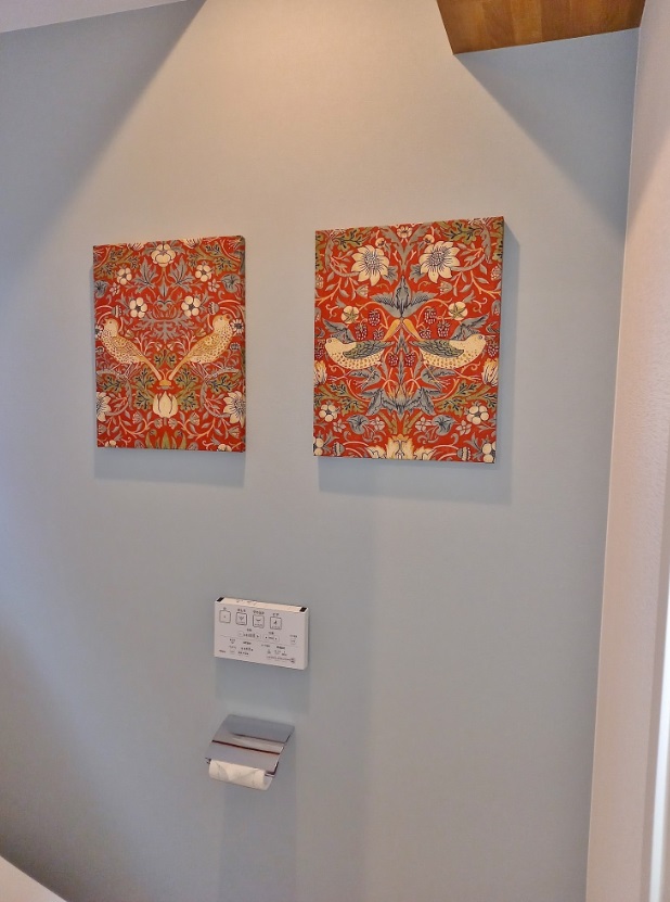 イチゴドロボウ　ファブリックパネル