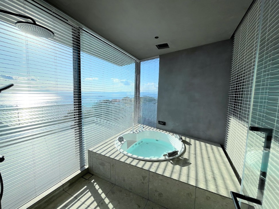 ナニック ウッドパーフェクト(耐水) シリーズ 電動 浴室 事例