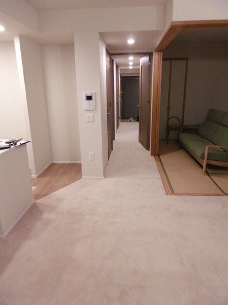 マンション　廊下　遮音対策　カーペット