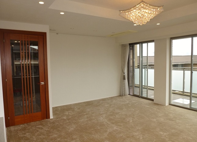 東京都港区　賃貸マンション　オーダーカーペット　施工事例