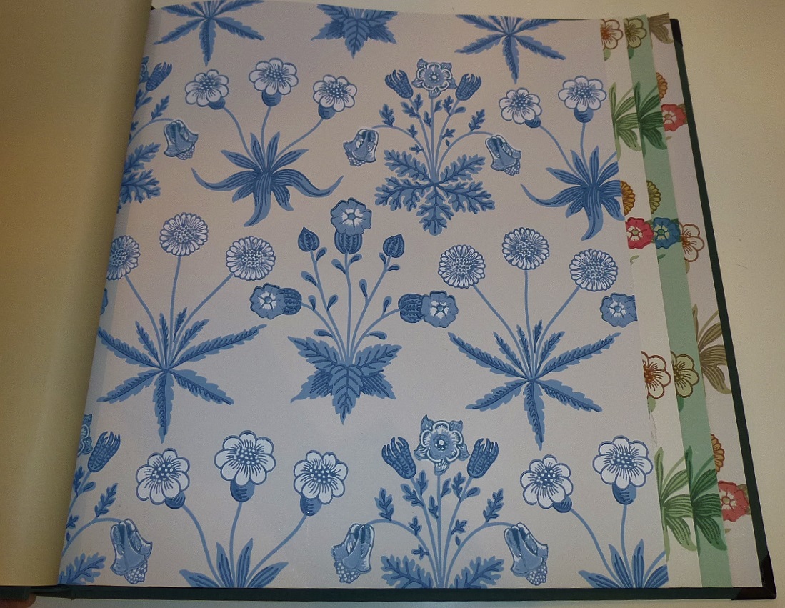 ウィリアム・モリス アーカイブ コレクションⅡ デイジー 壁紙