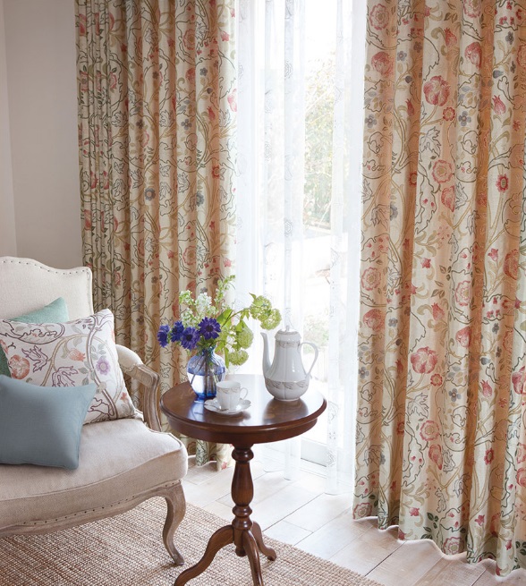 マリーイザベル・MARY ISOBEL 川島織物セルコン モリスデザインスタジオ カーテン イメージ