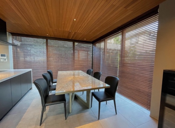 ナニック　プレミアムシリーズ　電動・横型50mm　事例