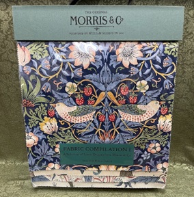 「FABRIC COMPILATION Ⅰ」　A Selection of Iconic Design from Morris & Co　カタログ