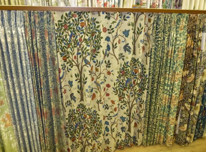 Kelmscott Tree　ケルムスコットツリー カーテン　価格　取扱店